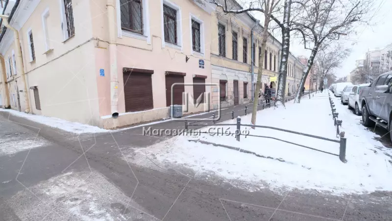 Продажа офиса 24.6 кв.метров, 2 этаж 2. Фасад с угла