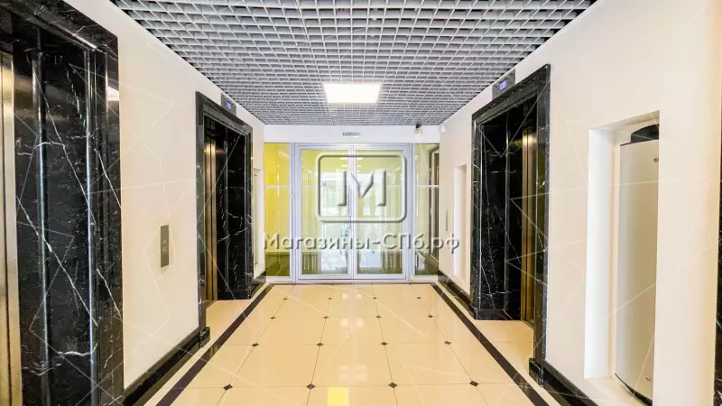 9. Лифтовой холл