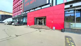 Аренда торгового помещения 121.7 кв.метров, 2 этаж