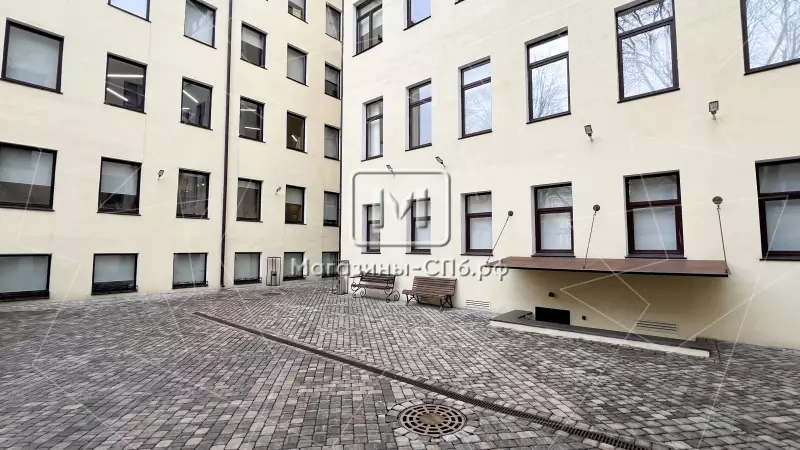 Аренда торгового помещения 35 кв.метров, 1 этаж 1. Фасад фронтальная