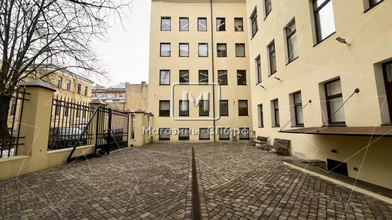 Аренда торгового помещения 35 кв.метров, 1 этаж 1. Фасад фронтальная
