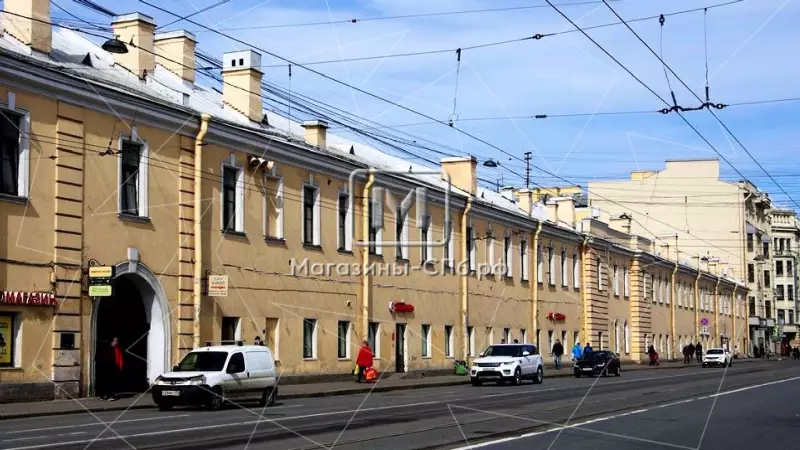 Помещение 450 м2 напротив метро 1. Фасад фронтальная
