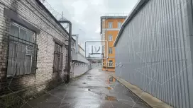 Здание в 1 км от метро