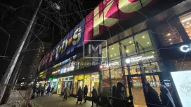 Торговое 65,8 м2 в ТЦ у метро Торговое 65,8 м2 в ТЦ у метро