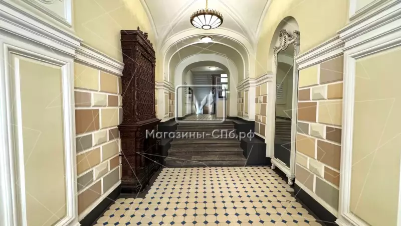 Офис, салон красоты, мед.центр 125 м2 у метро 3. Входная группа с фасада
