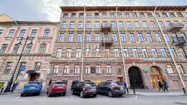 Офис с отдельным входом, 238 м2 Офис с отдельным входом, 238 м2
