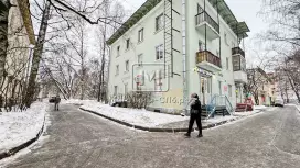 Помещение под магазин у метро Помещение под магазин у метро