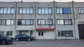 Аренда торгового помещения 196.3 кв.метров, 1 этаж