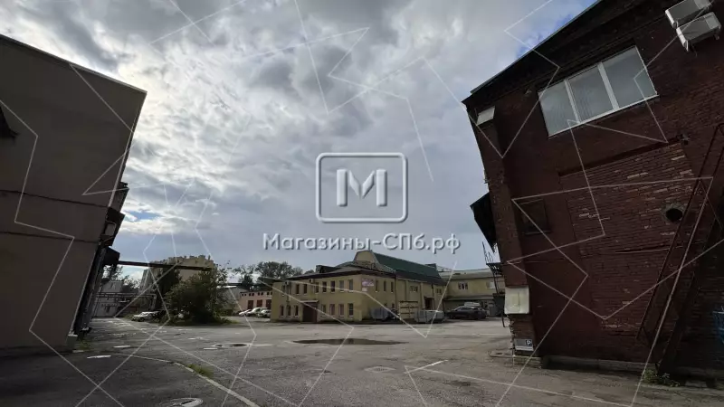 Аренда офиса 311 кв.метров, 2 этаж 1. Фасад фронтальная