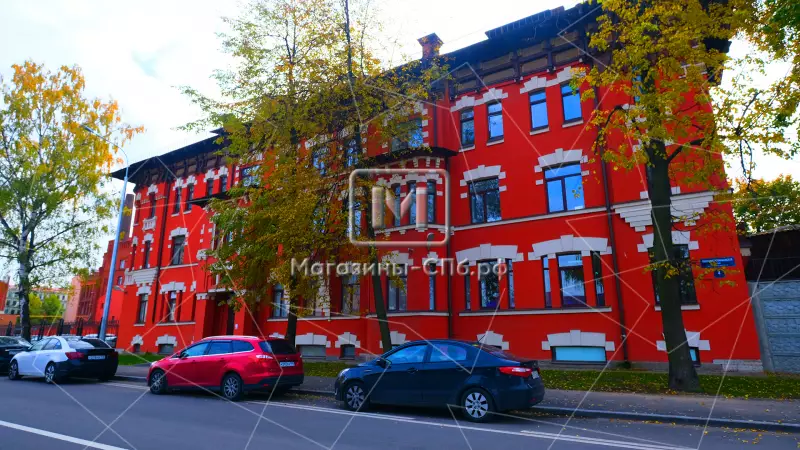Аренда офиса 300 кв.метров, Цоколь этаж 2. Фасад с угла