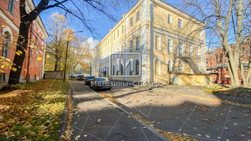 аренда 293м под общепит 2. Фасад с угла
