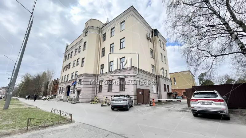 2. Фасад с угла