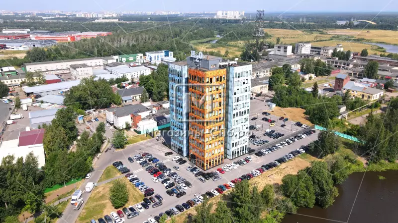 2. Фасад с угла