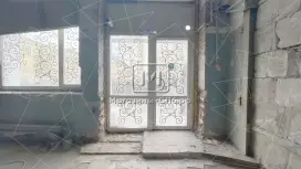 Аренда торгового помещения 154,9 метров, высокие потолки Аренда торгового помещения 154,9 метров, высокие потолки