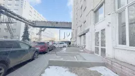 Аренда торгового помещения 154,9 метров, высокие потолки Аренда торгового помещения 154,9 метров, высокие потолки