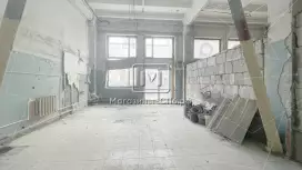Аренда торгового помещения 154,9 метров, высокие потолки Аренда торгового помещения 154,9 метров, высокие потолки