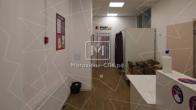 Аренда пом. 89 м2 на 1 эт. в Калининском районе 98. Фото объекта