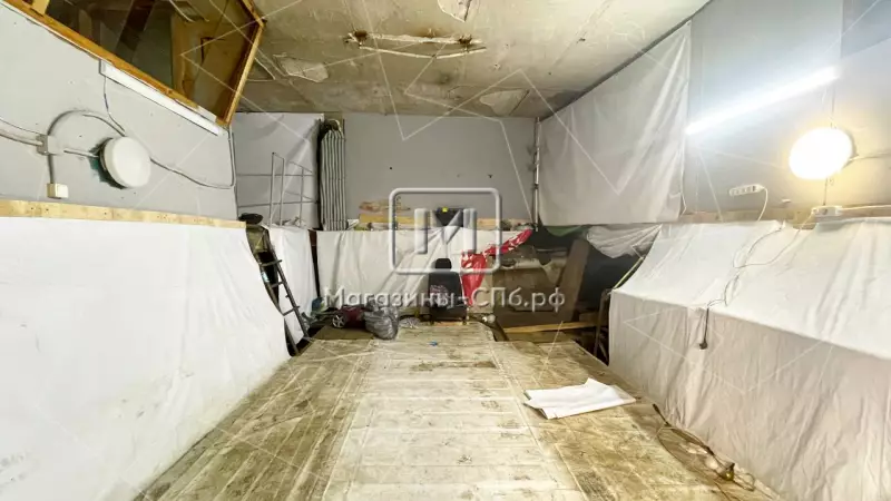 Офис 50м с высоким потолком 5м + 50м цоколь 98. Фото объекта