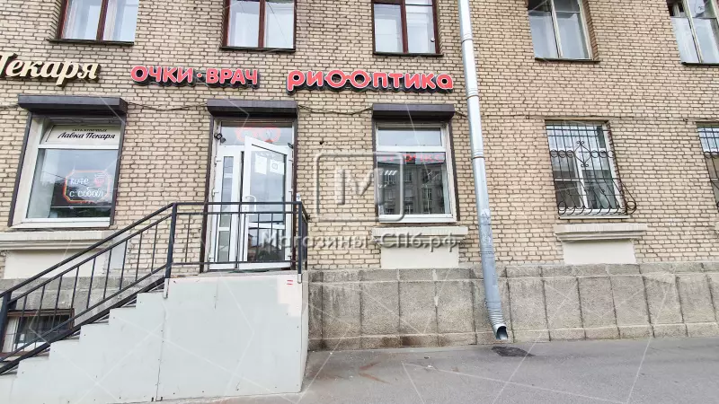 3. Входная группа с фасада