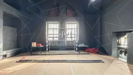 Арт пространство с видом на Неву Арт пространство с видом на Неву
