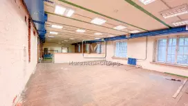 Аренда торгового помещения 500 кв.метров в БЦ «Тамбовская 80», 1 этаж