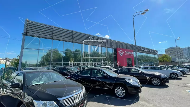 Автосалон 5663,8 м2, свободное назначение 98. Фото объекта