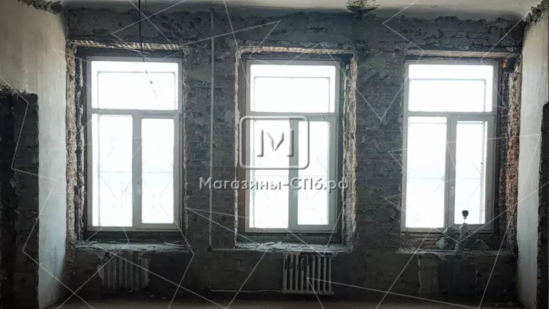 Продается 1100 метров в 600 м от м етро 97.Стандартное помещение