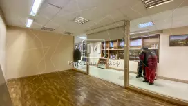 Аренда торгового помещения 23 кв.метров в БЦ «Эврика», 1 этаж Аренда торгового помещения 23 кв.метров в БЦ «Эврика», 1 этаж