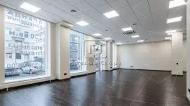 Аренда торг. пом. 150 кв.м в БЦ &laquo;Сенатор&raquo;, 1 эт