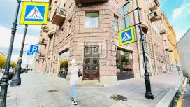 Угловое помещение 180 м2, кафе/магазин
