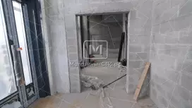 Продаем угловое помещение 233 кв.метров