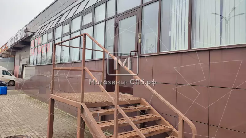 Аренда торгового помещения 33.5 кв.метров, 1 этаж 98. Фото объекта