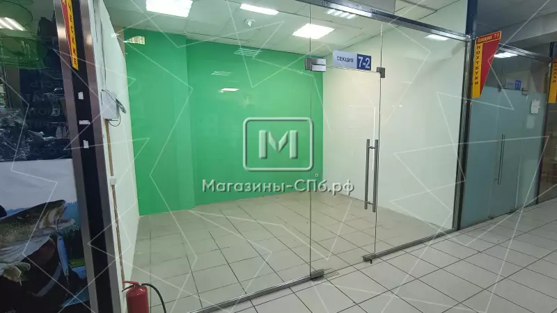 Аренда торгового помещения 13.5 кв.метров, 1 этаж 98. Фото объекта