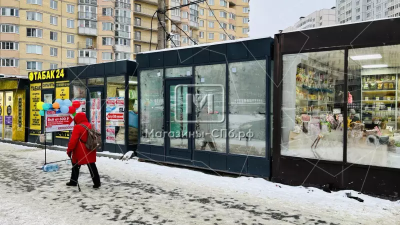 Павильон на трафике рядом с ТЦ, 12 м2 98. Фото объекта