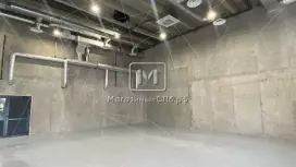 Продажа помещения 593 кв.метров, 1 этаж Продажа помещения 593 кв.метров, 1 этаж