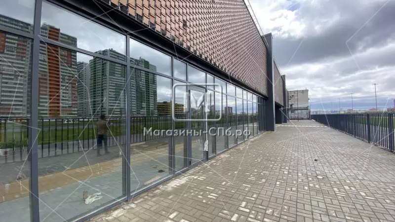 Продажа помещения 593 кв.метров, 1 этаж 98. Фото объекта