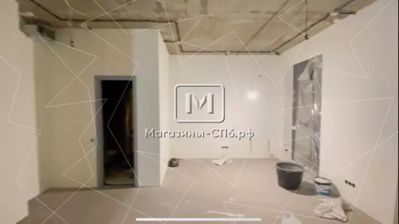 Универсальное 85,2 м2, 1 этаж, витрины 98. Фото объекта