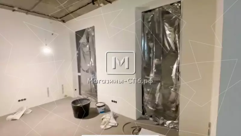 Универсальное 85,2 м2, 1 этаж, витрины 98. Фото объекта
