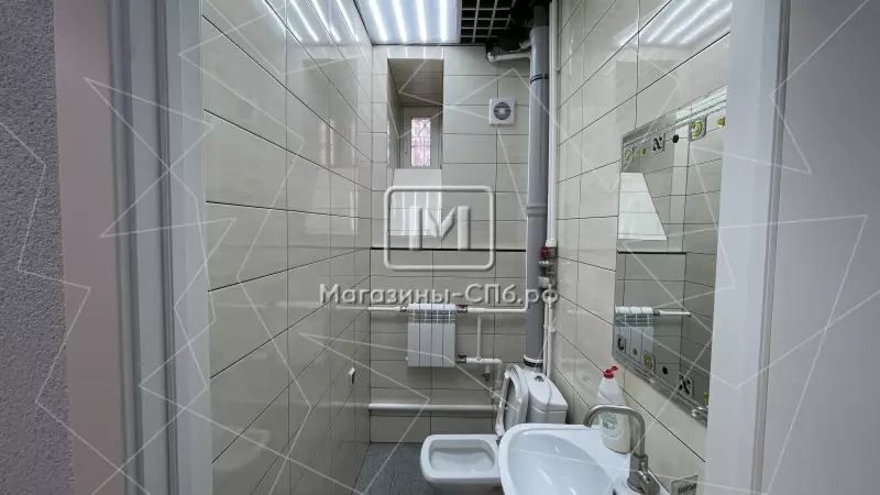 Аренда помещения 90 кв.метров, Цоколь 94. Санузлы