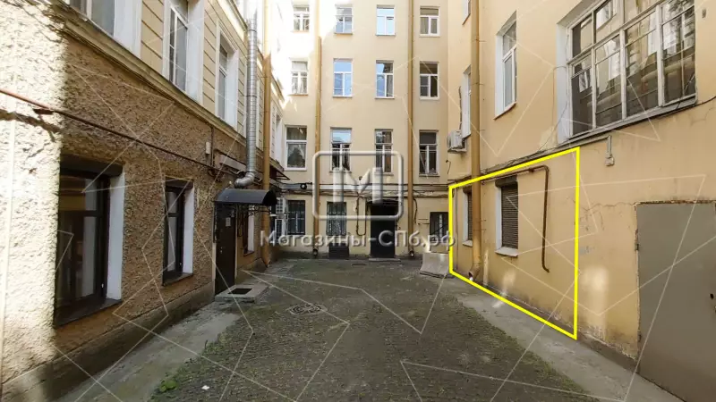 Продажа торгового помещения 65 кв.м у метро 98. Фото объекта