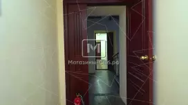 Здание в 1 км от метро