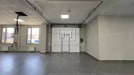 Фасадное торговое 1123,6 кв.метров, 1 этаж Фасадное торговое 1123,6 кв.метров, 1 этаж