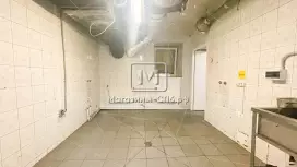Торговое помещение 300 кв.м в центре