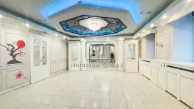 Торговое помещение 300 кв.м в центре