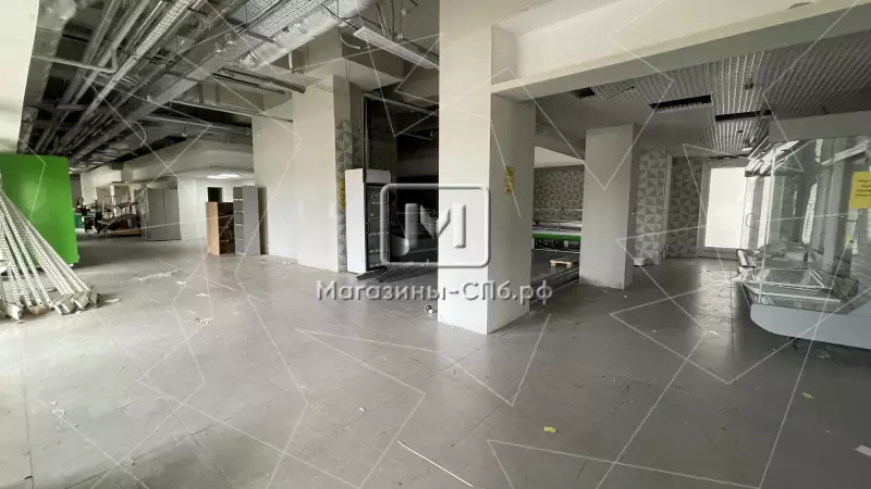 Аренда 140 м фасадное 2 входа 98. Фото объекта