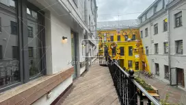 КАФЕ С БАЛКОНОМ В КРЕАТИВНОМ ПРОСТРАНСТВЕ КАФЕ С БАЛКОНОМ В КРЕАТИВНОМ ПРОСТРАНСТВЕ