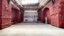 Собственник. 1-этаж. 380 м&sup2; Клуб. Лофт. Творчество