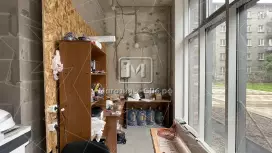 Угловое 58м с витринами Угловое 58м с витринами