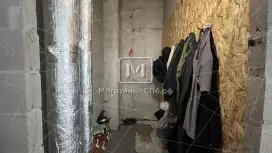 Угловое 58м с витринами Угловое 58м с витринами