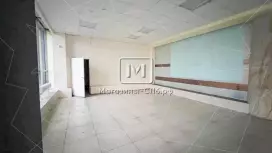 Аренда торгового помещения 231.3 кв.метров, 1 этаж Аренда торгового помещения 231.3 кв.метров, 1 этаж